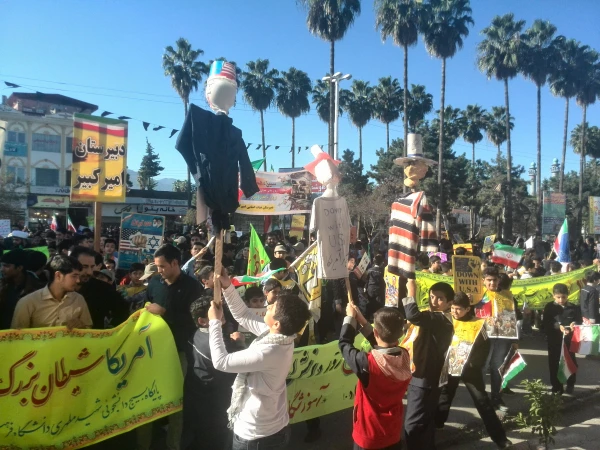 شرکت دانشجویان مرکزآموزش عالی شهید مطهری نوشهر در راهپیمایی 13آبان  4