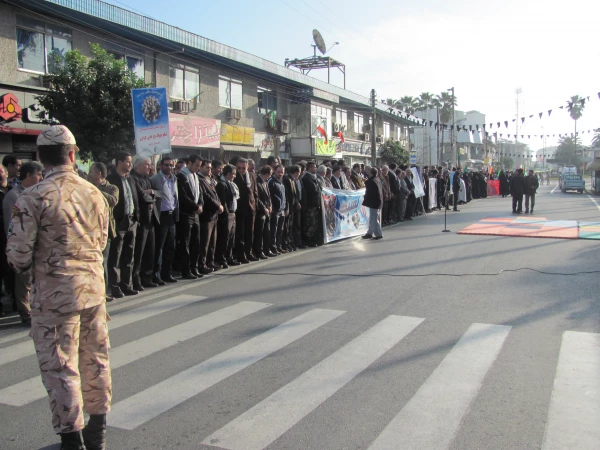 شرکت دانشجویان  درگرد همایی بزرگ بسیجیان شهرستان نوشهر 3