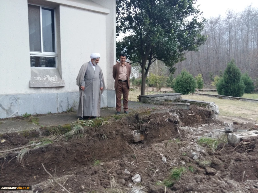 بازدید حجت السلام والمسلمین از روند پروژه در حال ساخت انتشارات دانشجویی و نماز خانه مرکزآموزش عالی شهید مطهری نوشهر 2