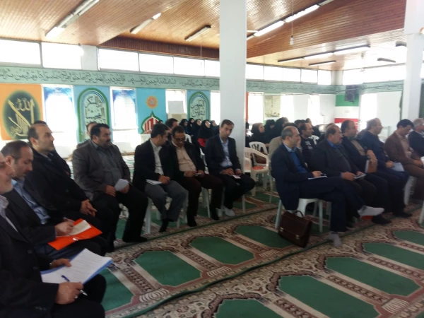 جلسه کارورزی سرکار خانم دکتر ابراهیمی با مدیران ومعلمان دانشگاه فرهنگیان 3