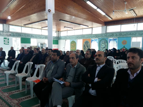 جلسه کارورزی سرکار خانم دکتر ابراهیمی با مدیران ومعلمان دانشگاه فرهنگیان 2