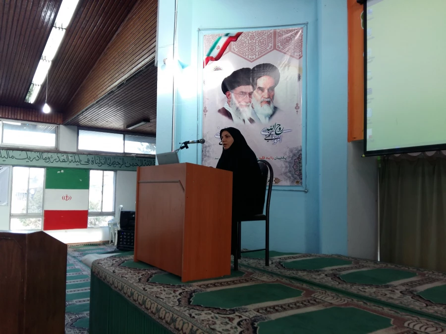 جلسه کارورزی سرکار خانم دکتر ابراهیمی با مدیران ومعلمان دانشگاه فرهنگیان 5