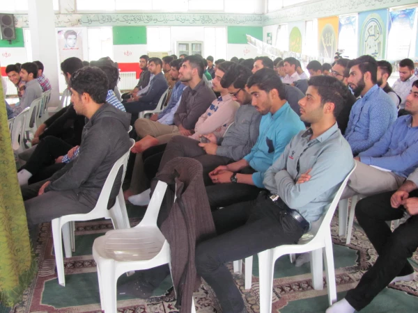 'گزارش برگزاری مراسم میلاد امام زمان (عج)و سالروز حماسه سوم خردادماه در مرکزآموزش عالی شهید مطهری نوشهر 2