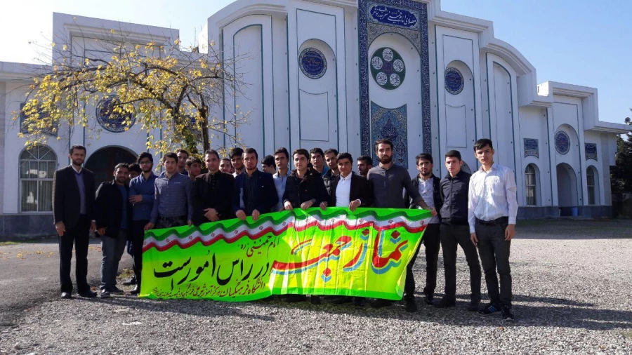 شرکت دانشجویان مرکز آموزش عالی شهید مطهری نوشهر  در نماز جمعه شهرستان نوشهر 3