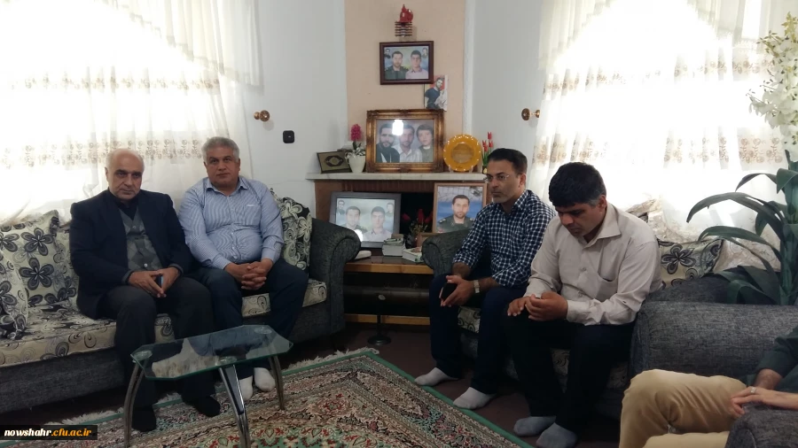 دیدار با خانوداه شهید  بزرگوار یزدان واعظی 2