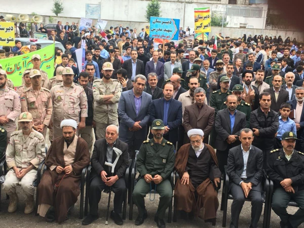 گزارش شرکت دانشجویان مرکز آموزش عالی شهید مطهری نوشهر در یوم الله 13 آبان 4