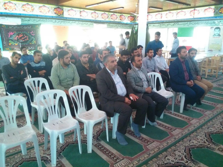 گزارش جلسه هم اندیشی جناب آقای شعبانی معاونت محترم امور پرورشی و جناب آقای حسینی ریاست محترم امور تربیتی اداره کل آموزش وپرورش استان مازندران با دانشجویان مرکز آموزش عالی شهید مطهری نوشهر 5