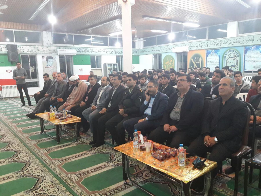 گزارش مراسم روز دانشجو  وهفته وحدت 5