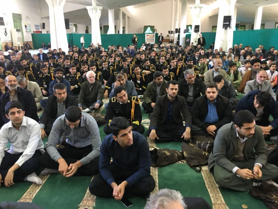 شرکت دانشجویان مرکز آموزش عالی شهید مطهری  در نماز جمعه شهرستان نوشهر  3