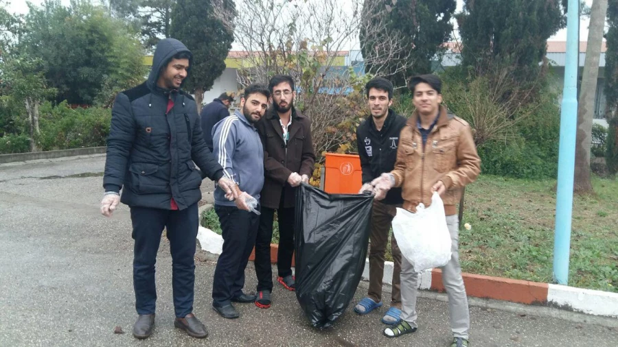 گزارش پاکسازی محوطه و فضای سبز دانشگاه  5