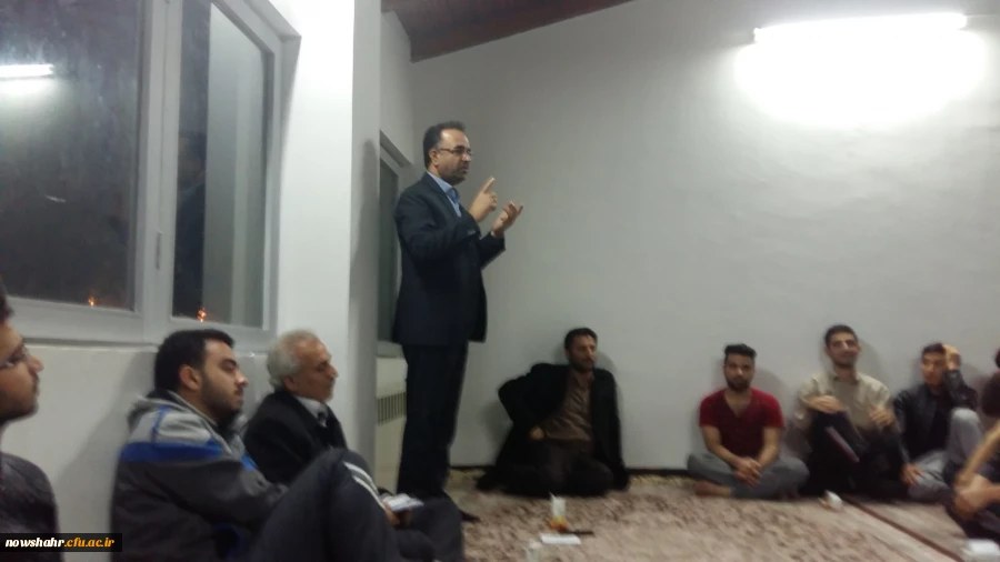 نشست صمیمی مسئولین دانشگاه با دانشجویان مرکز آموزش عالی شهید مطهری نوشهر  5
