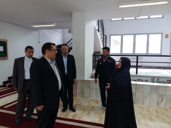 بازدید آقای دکتر احمدی لاشکی نایب رئیس کمسیون آموزش وتحقیقات مجلس شورای اسلامی و آقای دکتر سید احمد کسائیان مدیریت محترم امور پردیس های دانشگاه فرهنگیان استان مازندران و آقای خدادادی مدیر حراست دانشگاه فرهنگیان استان مازندران از مرکز آموزش عالی شهید مطهری