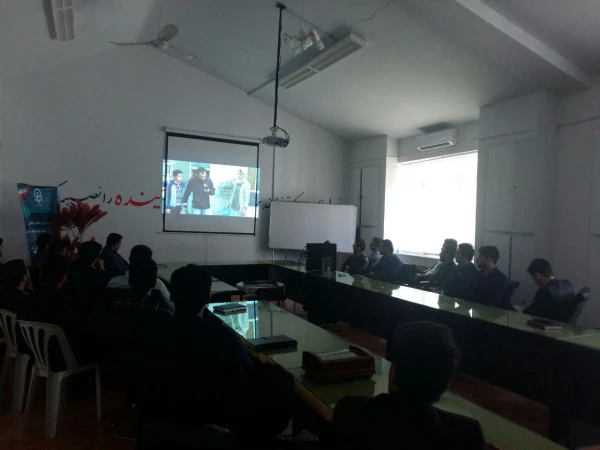 اکران فیلم سینمایی ابد و یک روز 2