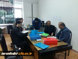 جلسه کارشناسی مسئول و مدیران گروه های آموزشی با اساتید و مدرسان 6