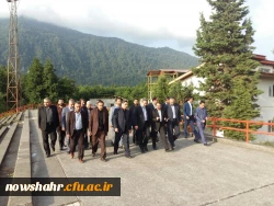 بازدید وزیر محترم آموزش و پرورش به همراه نایب رئیس کمیسون آموزش و تحقیقات مجلس شورای اسلامی 3