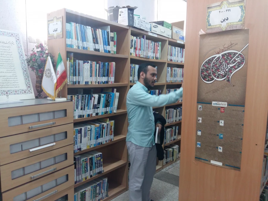 گزارش بازدید دانشجویان از کتابخانه شهرستان چالوس 5