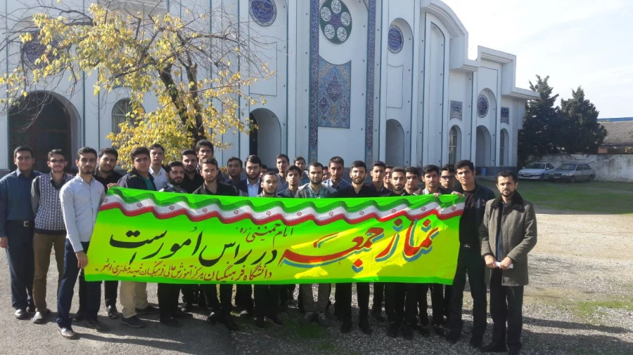 شرکت دانشجویان در نماز جمعه شهرستان نوشهر 3