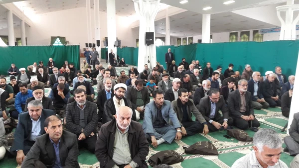 شرکت دانشجویان در نماز جمعه شهرستان نوشهر 4