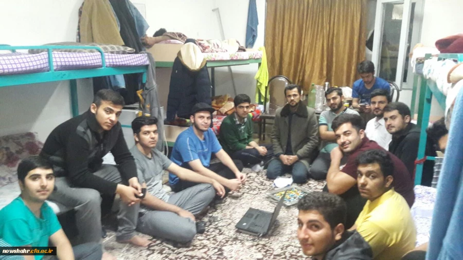 نشست صمیمی کارشناس فرهنگی با دانشجویان 3