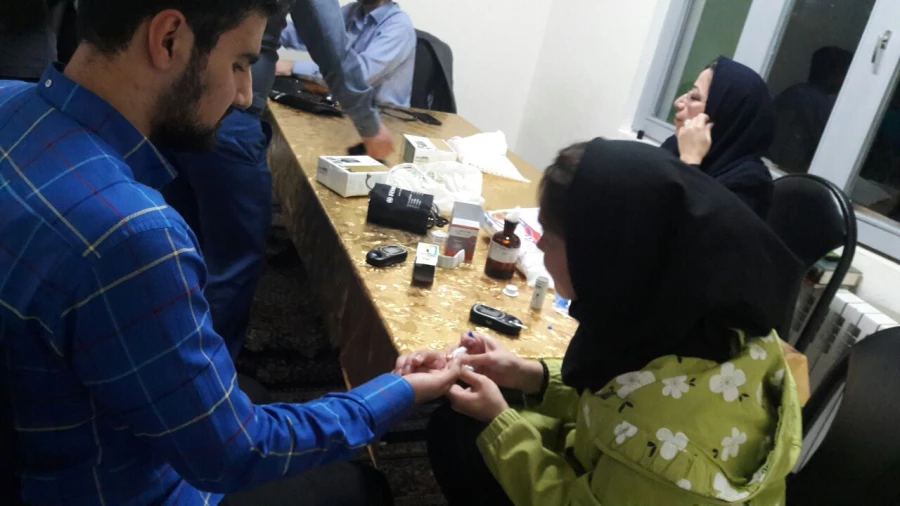 تست قند خون دانشجویان مرکز آموزش عالی شهید مطهری نوشهر 4