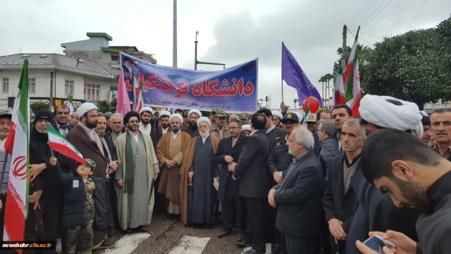 شرکت دانشجویان در راهپیمایی 22 بهمن 3