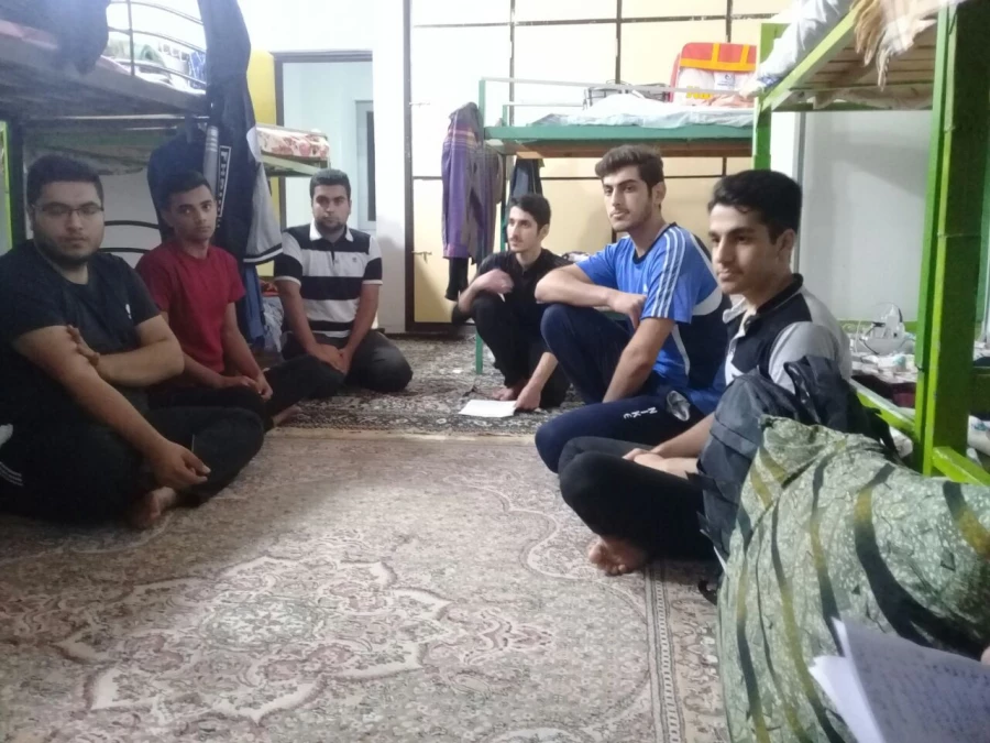 دیدار صمیمی سرپرست مرکز به همراه کارکنان در سرای دانشجویی 9