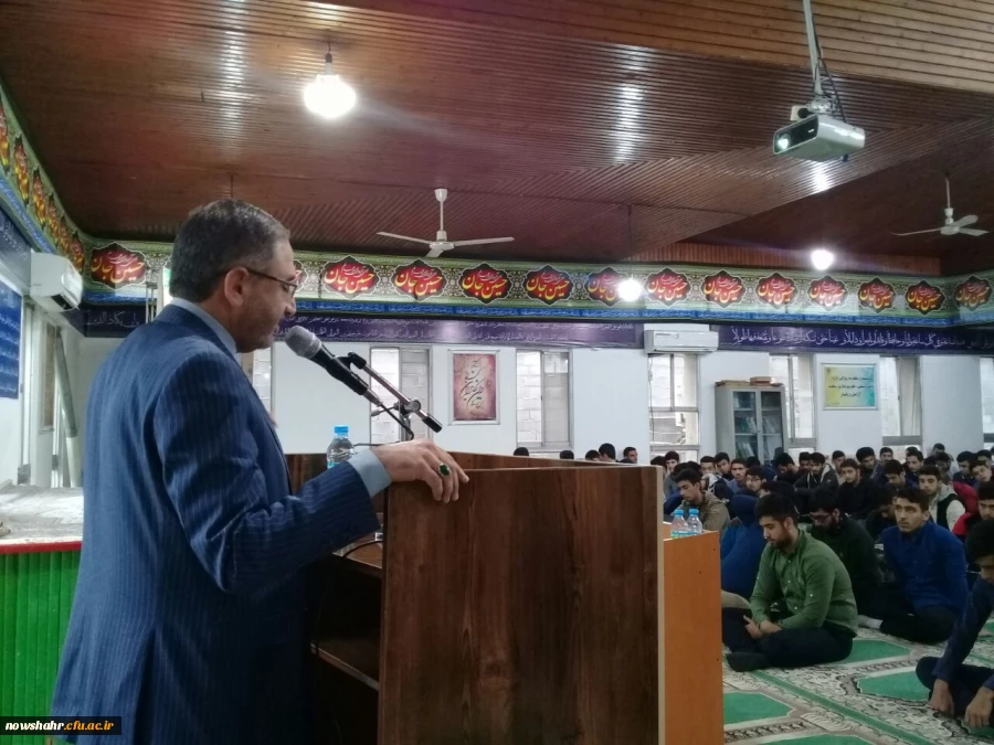 دیدار نائب رئیس کمیسیون آموزش مجلس با دانشجویان جدیدالورود 4