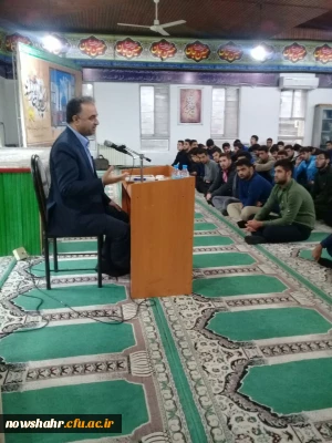 دیدار نائب رئیس کمیسیون آموزش مجلس با دانشجویان جدیدالورود