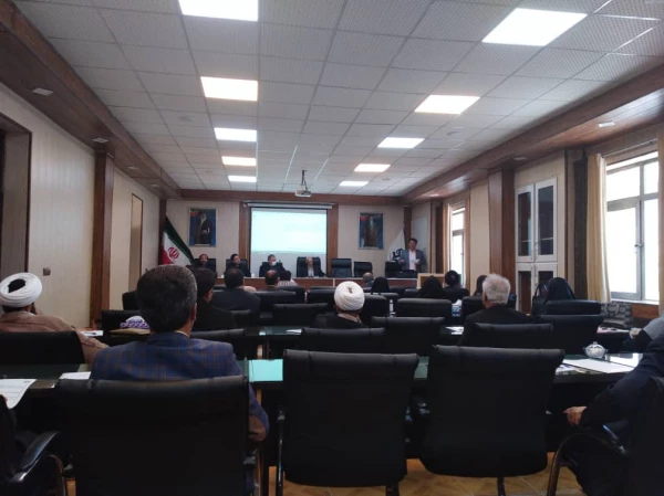 جلسه مدیران محترم گروه های آموزشی با اساتید مرکز 4