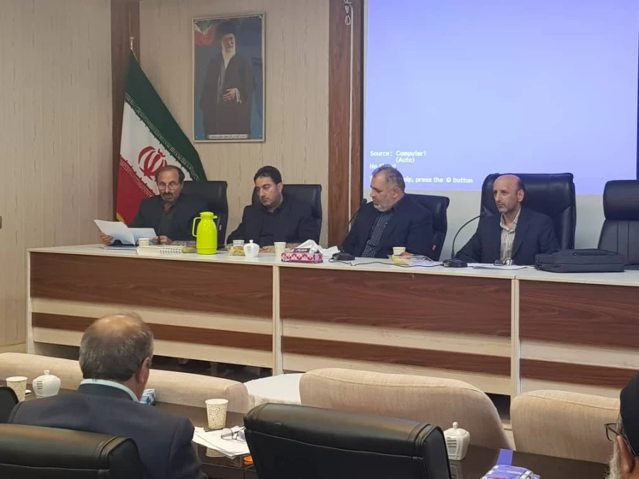 جلسه مدیران محترم گروه های آموزشی با اساتید مرکز 5