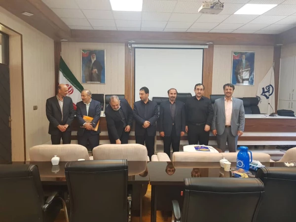 جلسه مدیران محترم گروه های آموزشی با اساتید مرکز 7