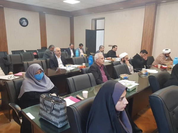 جلسه مدیران محترم گروه های آموزشی با اساتید مرکز 9