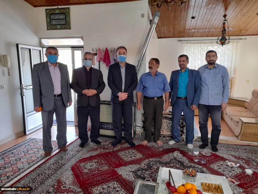 در بهار آزادی جای شهدا خالی 
دیدار با برخی خانواده های معزز و محترم شهدای دانشجو معلم مرکز آموزش عالی شهید مطهری نوشهر در سالروز گرامی داشت دهه مبارکه فجر  4