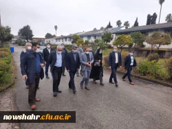 به مناسبت گرامیداشت هفته منابع طبیعی و روز درختکاری و یادبود   17 هزار بانوی شهیده  در مرکز اموزش عالی 520 درخت افرا،ون،بلوط،چنار غرس شد. 3