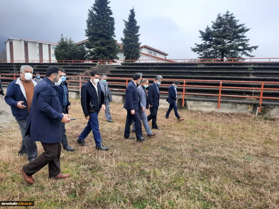 غرس 42 درخت مثمر پرتقال در هفته منابع طبیعی و روز درختکاری به مناسبت چهل و دومین سالگرد پیروزی انقلاب اسلامی ایران  6