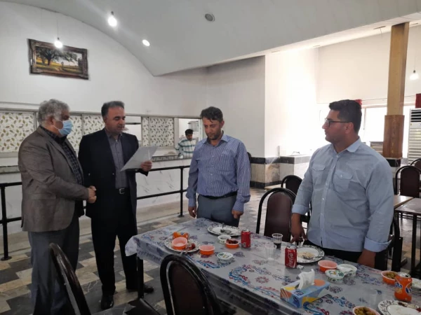 از آزاده سرافراز صادق طهماسبی در روز گرامیداشت ورود آزادگان تقدیر شد. 3