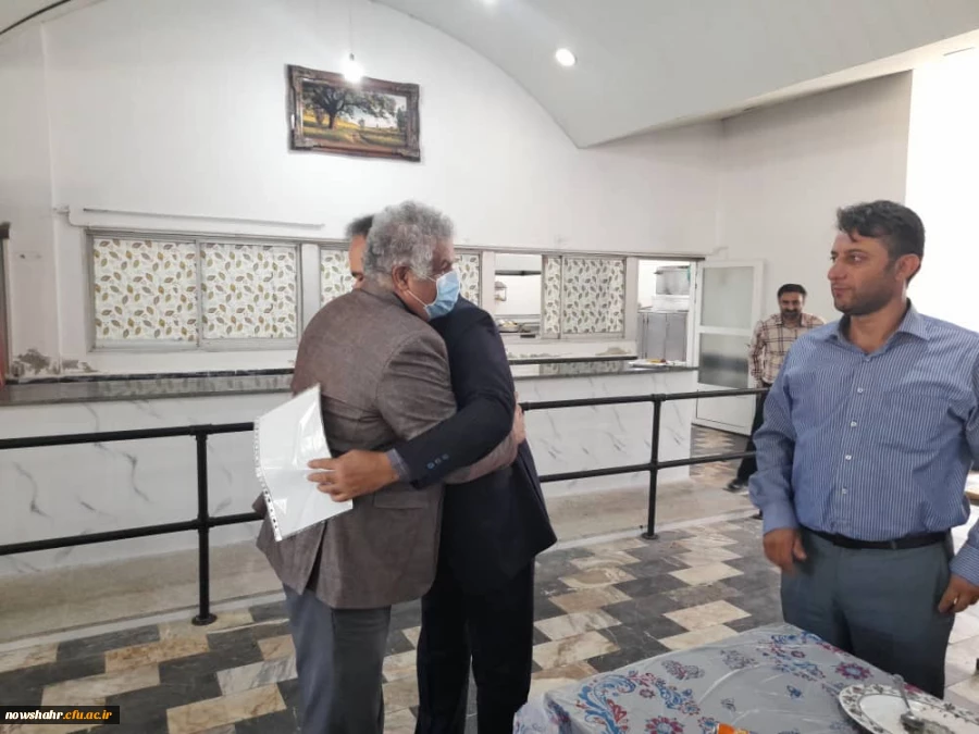 از آزاده سرافراز صادق طهماسبی در روز گرامیداشت ورود آزادگان تقدیر شد. 9