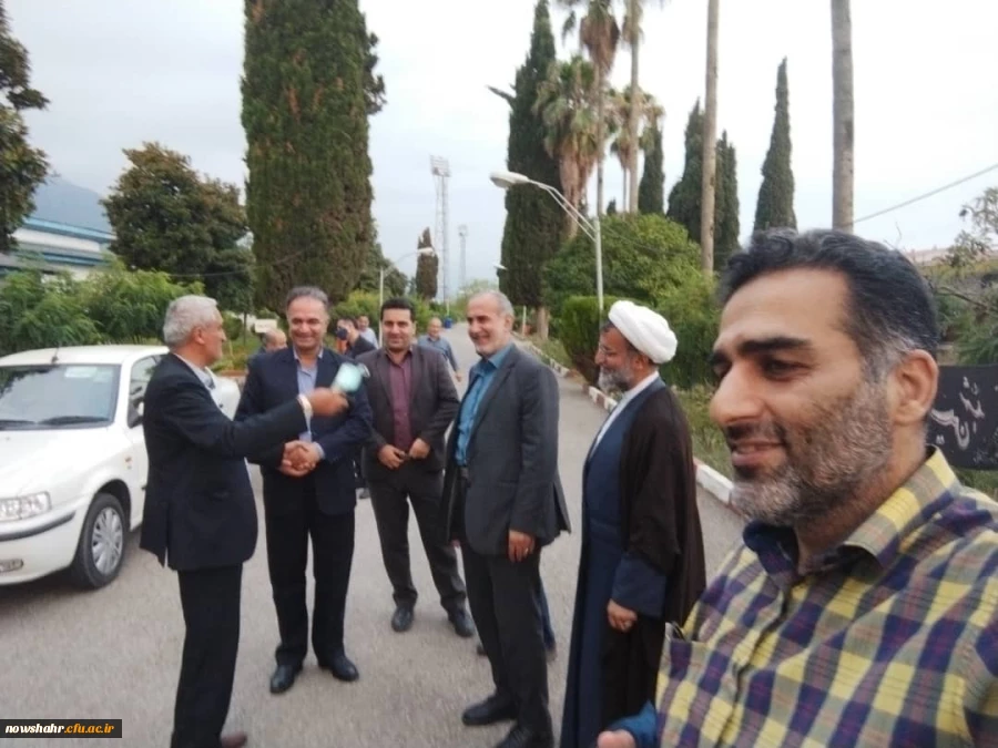آقای دکتر مهدوی و هیات همراه از مرکز آموزش عالی شهید مطهری نوشهر بازدید به عمل آوردند  24